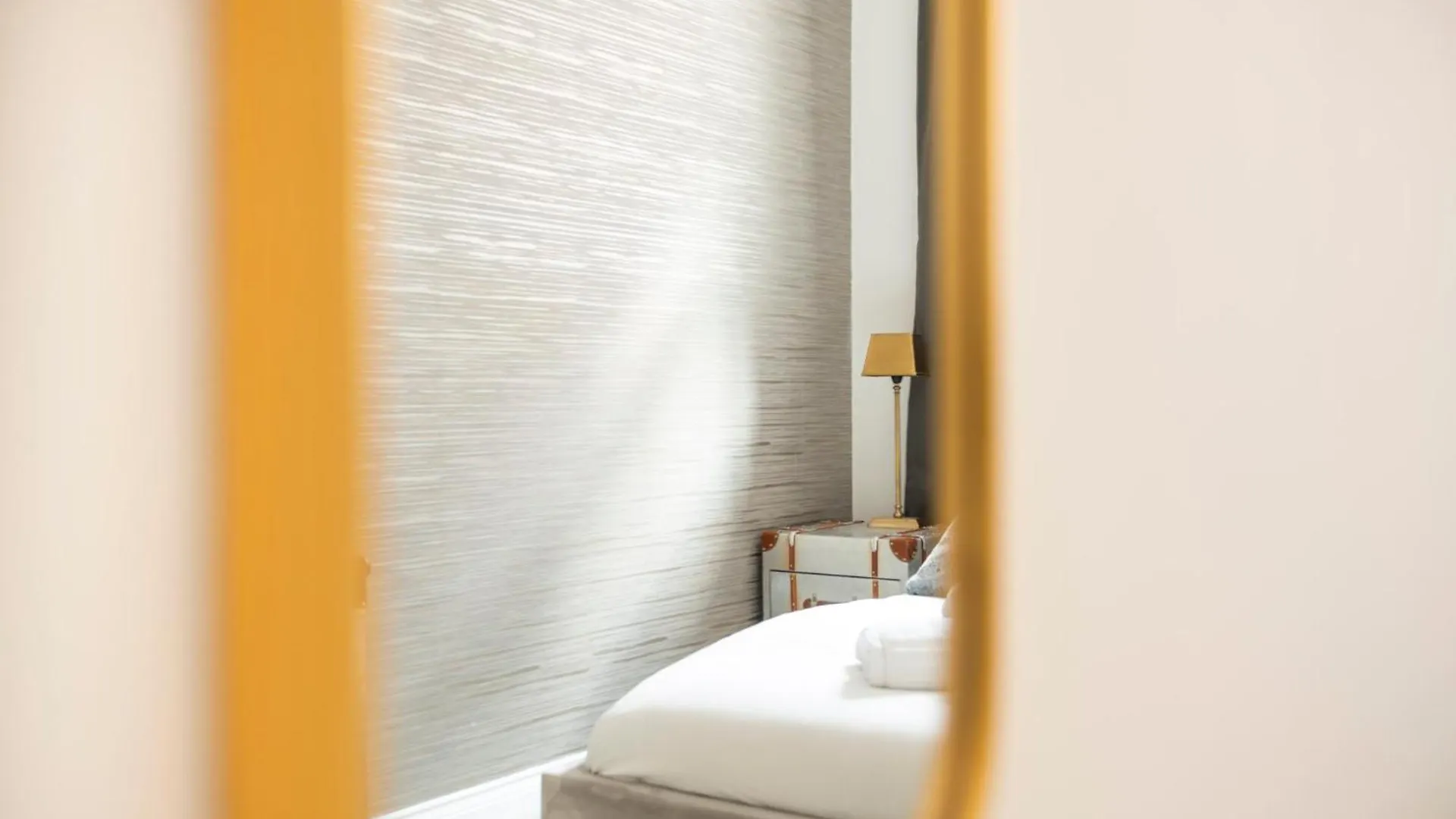 Luxury 2 Bedroom Apartment In Historic Building ノッティンガム